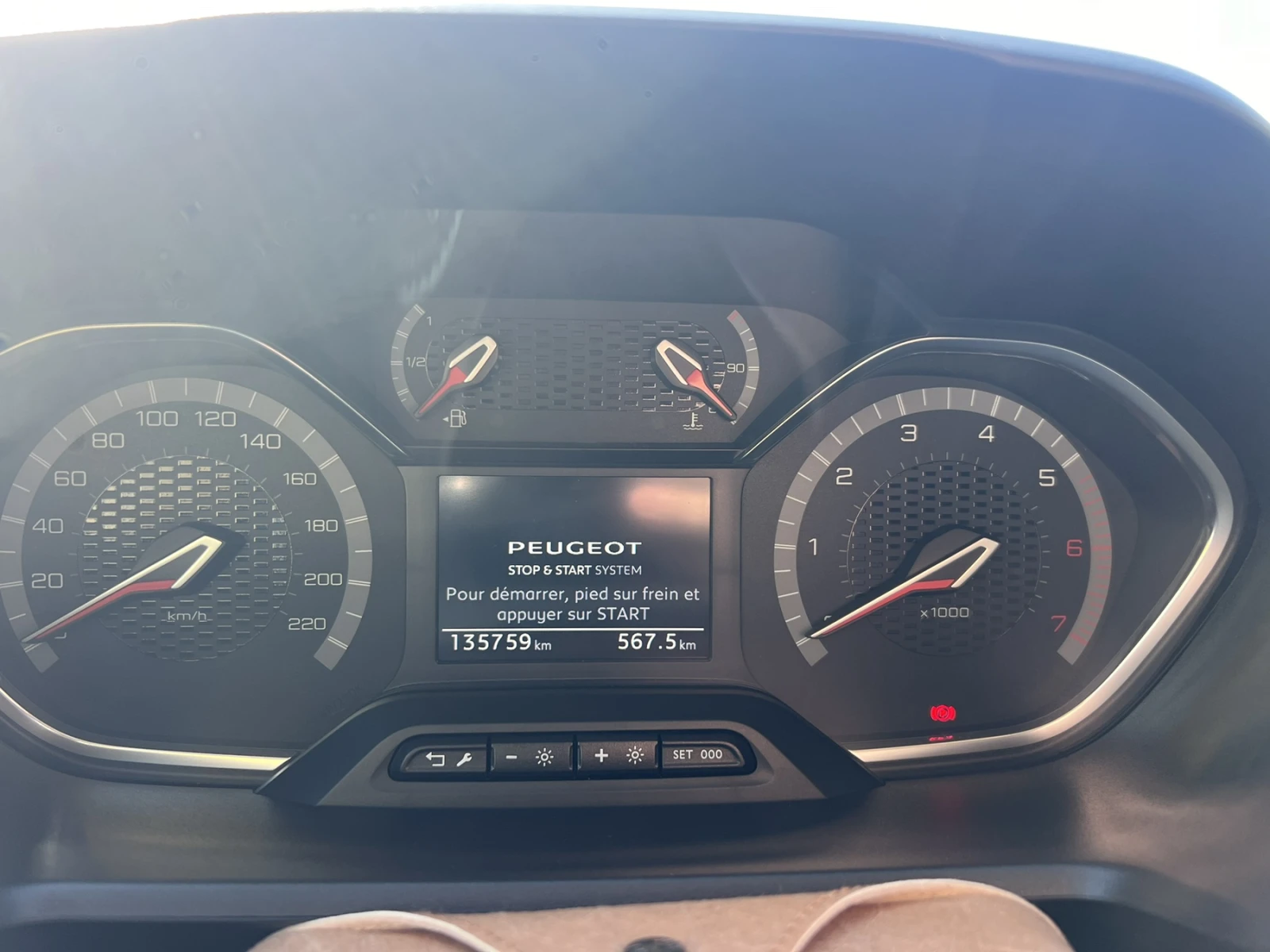 Peugeot Rifter 1.5Gtline, снимка 7 - Автомобили и джипове - 54110421