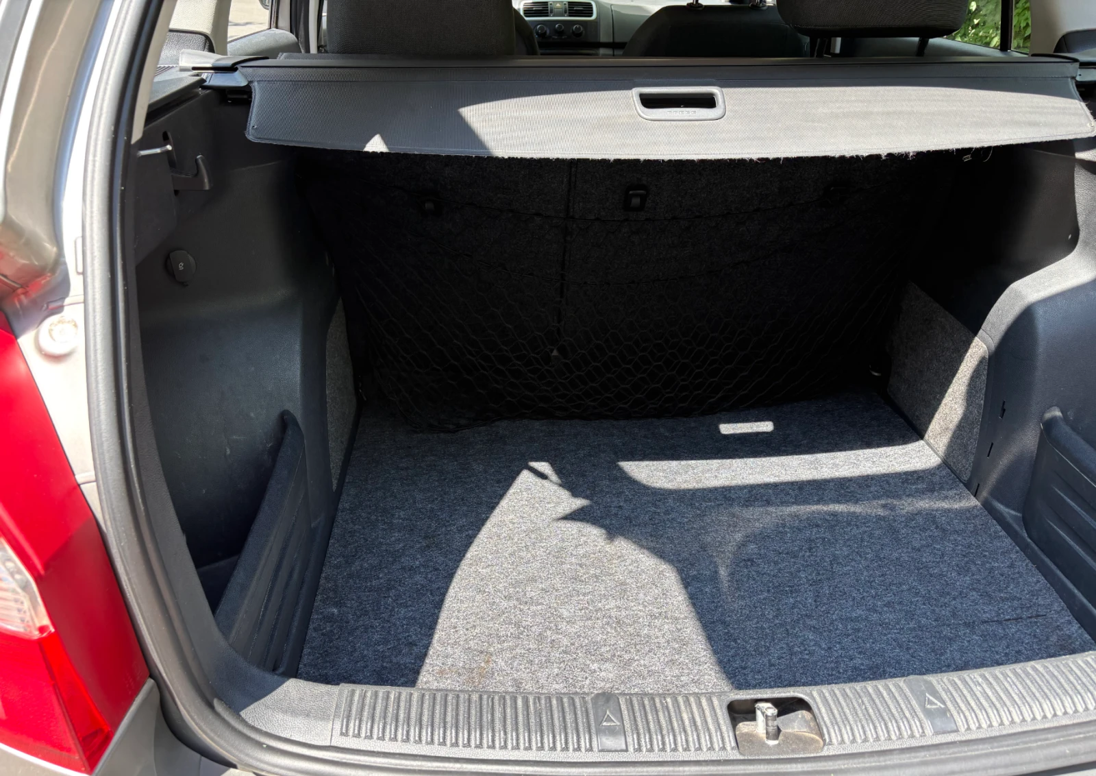 Skoda Fabia 1.4 16V Ambient, снимка 11 - Автомобили и джипове - 54826684