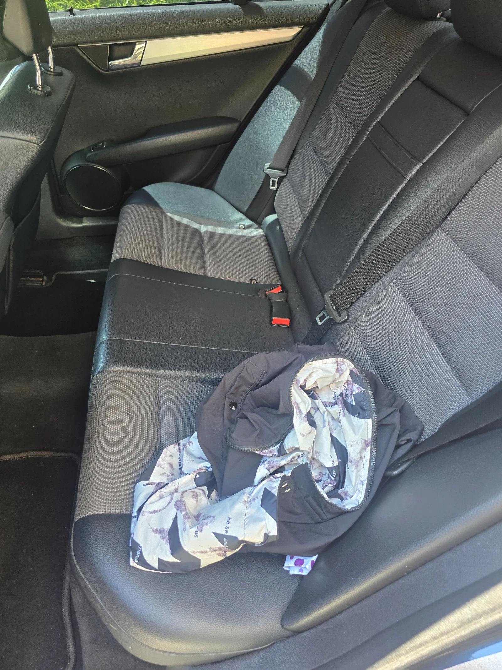 Mercedes-Benz C 200, снимка 6 - Автомобили и джипове - 54849321