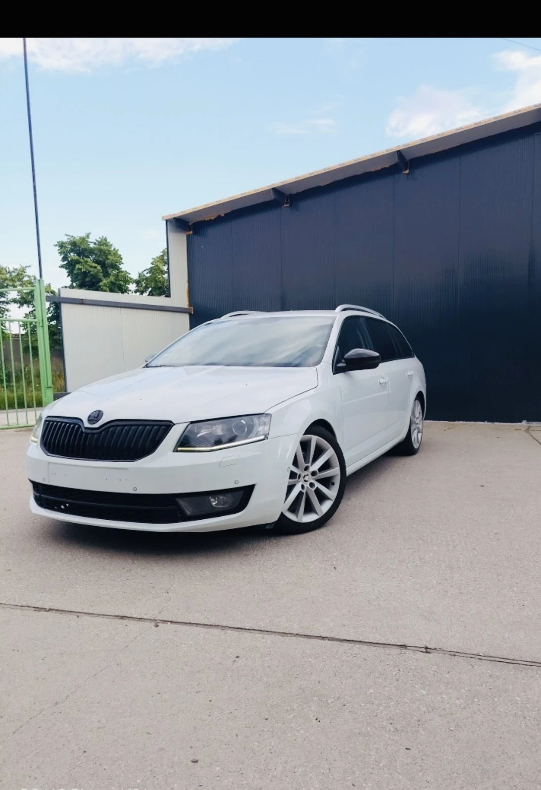 Skoda Octavia 1.6, снимка 2 - Автомобили и джипове - 54991697
