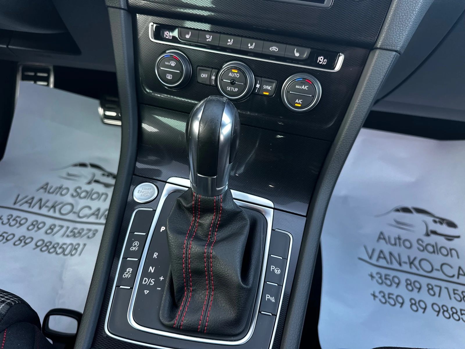 VW Golf GTI DSG 220к.с КАТО НОВ, снимка 13 - Автомобили и джипове - 55103545