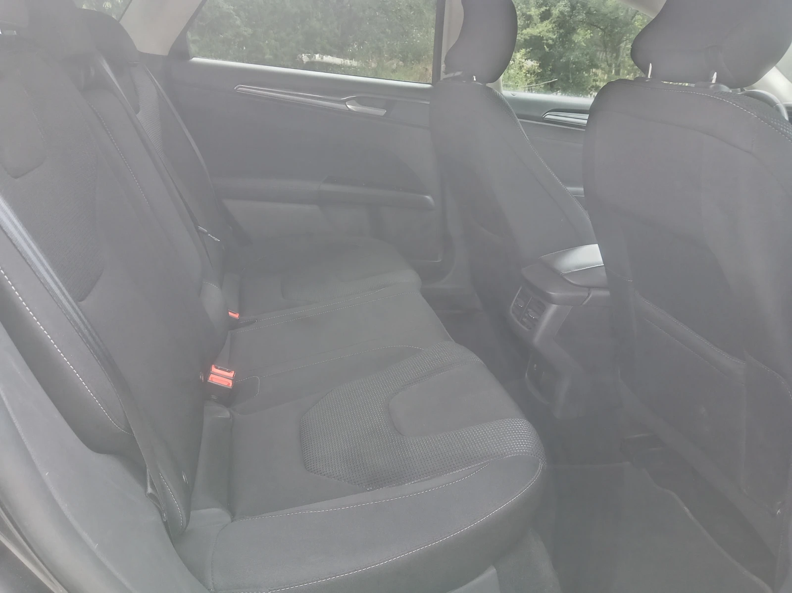 Ford Mondeo 2.0D Auto, снимка 9 - Автомобили и джипове - 55112371