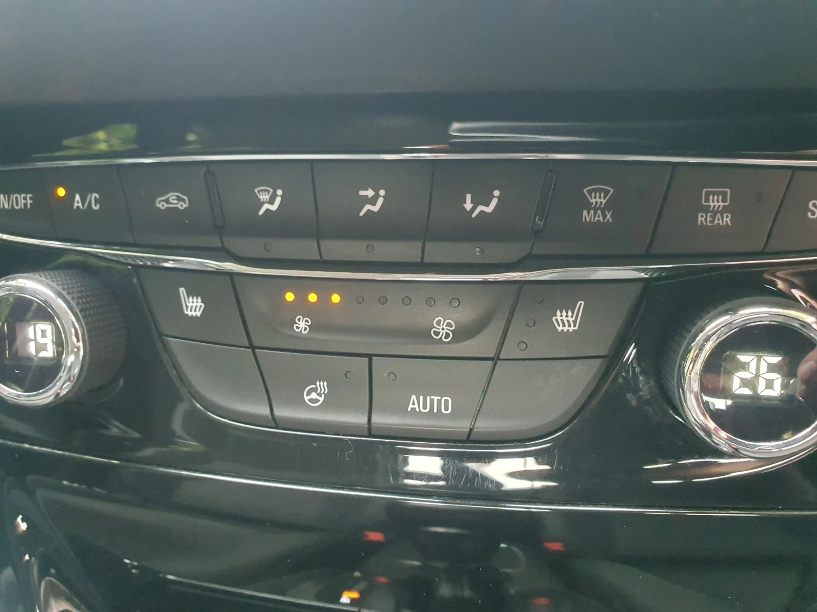 Opel Astra 1.4 � AUT NAVI KAMERA PODGREV 2018 | Mobile.bg � ����������� 10