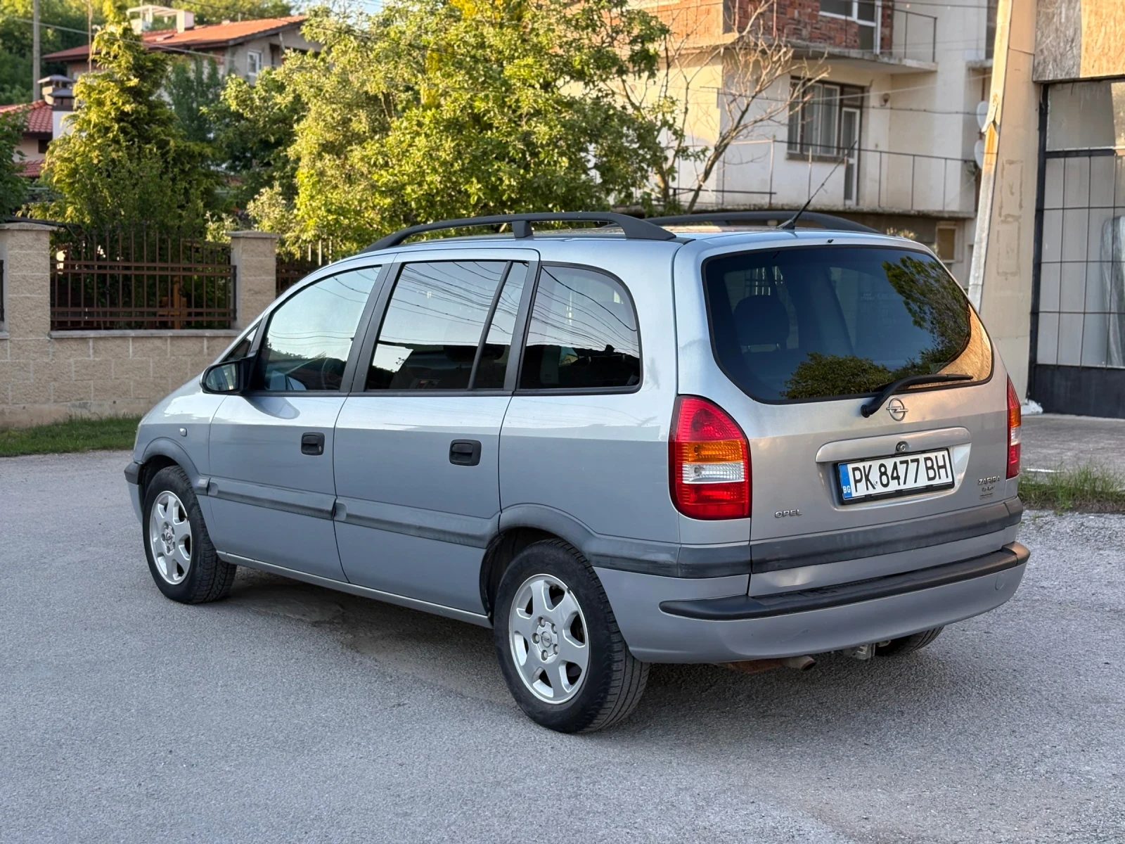 Opel Zafira 1.8 125, снимка 4 - Автомобили и джипове - 55848331