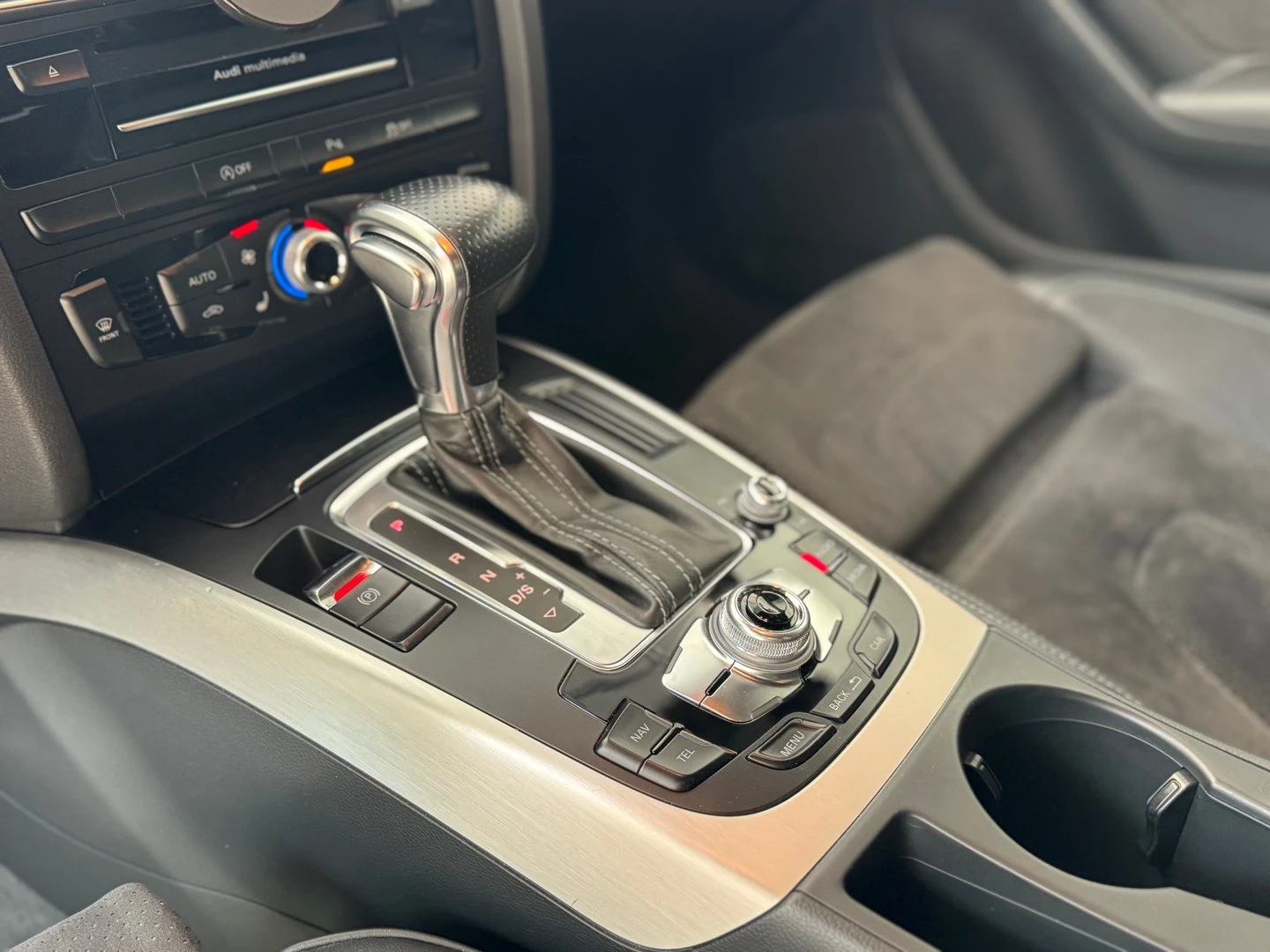 Audi A5, снимка 7 - Автомобили и джипове - 55790189
