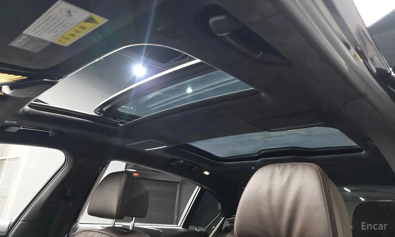 BMW 740 * 740Li xDrive Design Pure Excellence* АВТОКРЕДИТ*, снимка 16 - Автомобили и джипове - 56096955