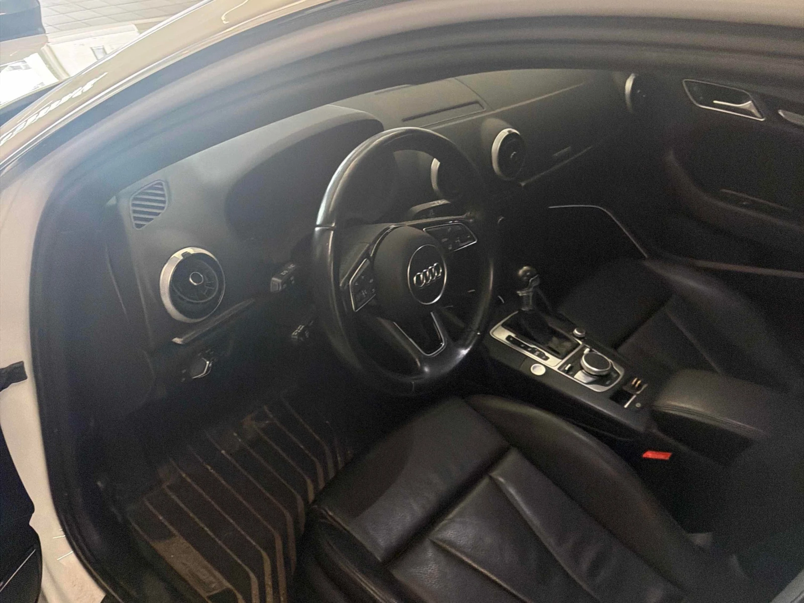 Audi E-Tron * Technik * АВТОКРЕДИТ * ГЛАВНО ПРЕДСТАВИТЕЛСТВО, снимка 7 - Автомобили и джипове - 56098731