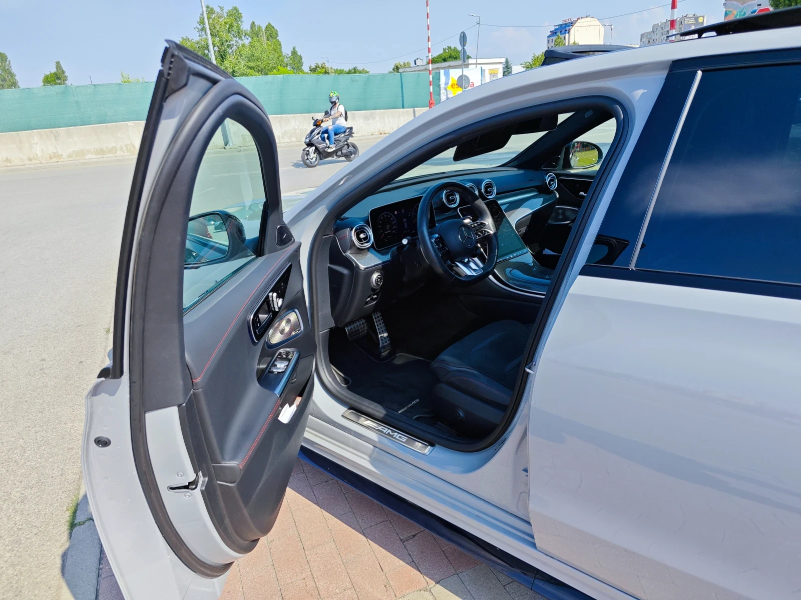 Mercedes-Benz C 43 AMG Electrified , снимка 14 - Автомобили и джипове - 56150661
