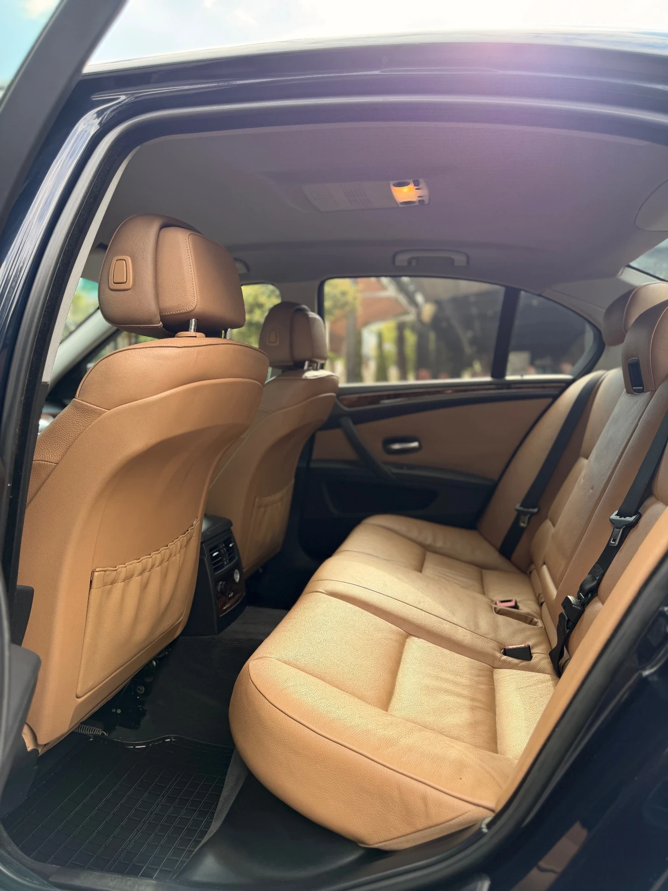 BMW 530 3.0d XDRIVE FACELIFT, снимка 12 - Автомобили и джипове - 56210506