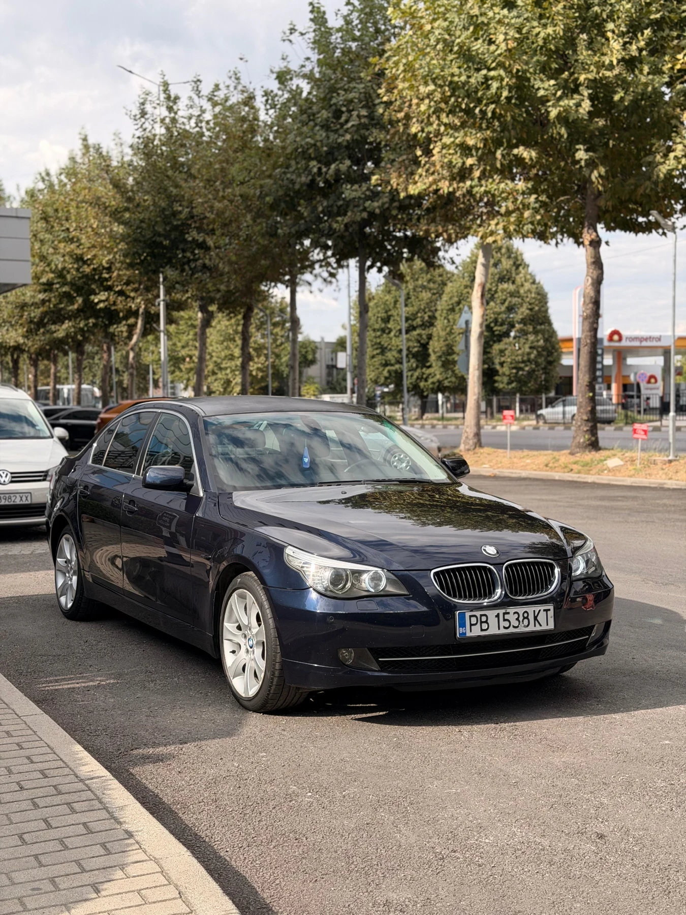 BMW 530 3.0d XDRIVE FACELIFT, снимка 3 - Автомобили и джипове - 56210506