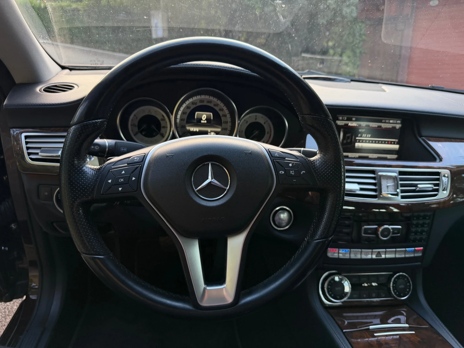 Mercedes-Benz CLS 350 CDI, снимка 13 - Автомобили и джипове - 56259977