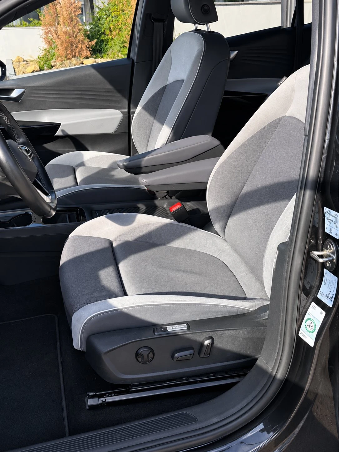 VW ID.3 Pro S, 77 kwH, 204 k.s, Термопомпа, снимка 6 - Автомобили и джипове - 56335724