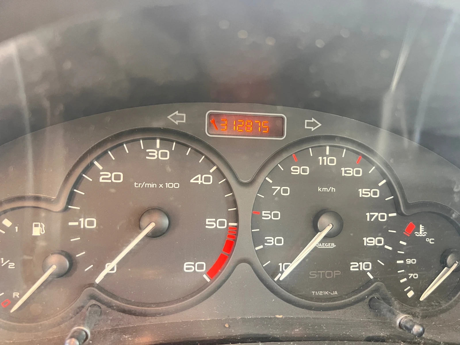 Citroen Berlingo 2.0 HDI, снимка 8 - Автомобили и джипове - 56641621