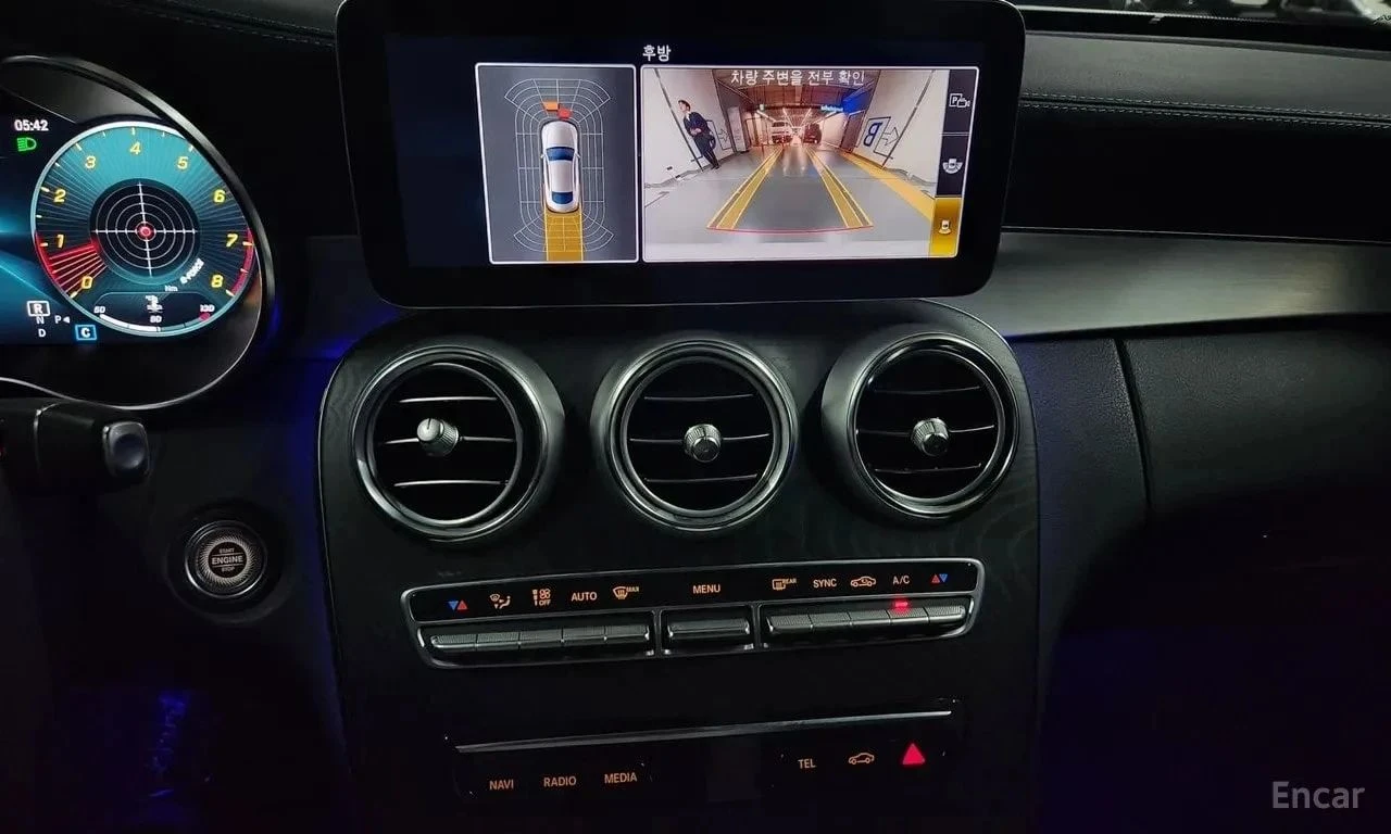 Mercedes-Benz C 200, снимка 8 - Автомобили и джипове - 56726711