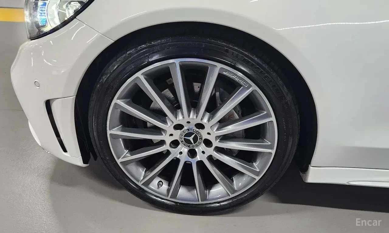 Mercedes-Benz C 200, снимка 10 - Автомобили и джипове - 56726711