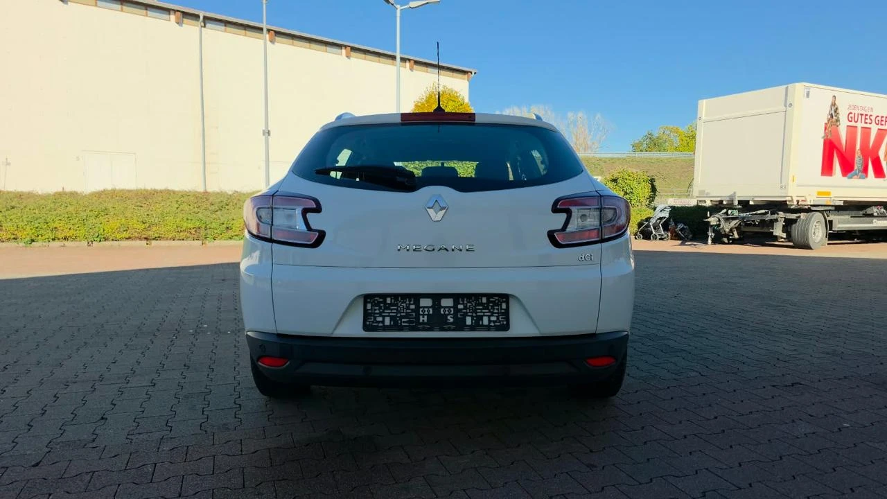 Renault Megane KZ14, снимка 13 - Автомобили и джипове - 56733792