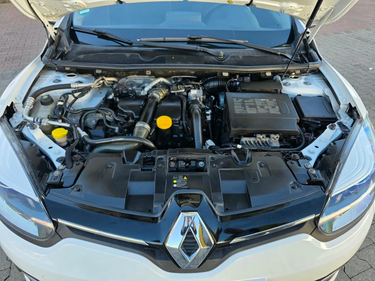 Renault Megane KZ14, снимка 14 - Автомобили и джипове - 56733792