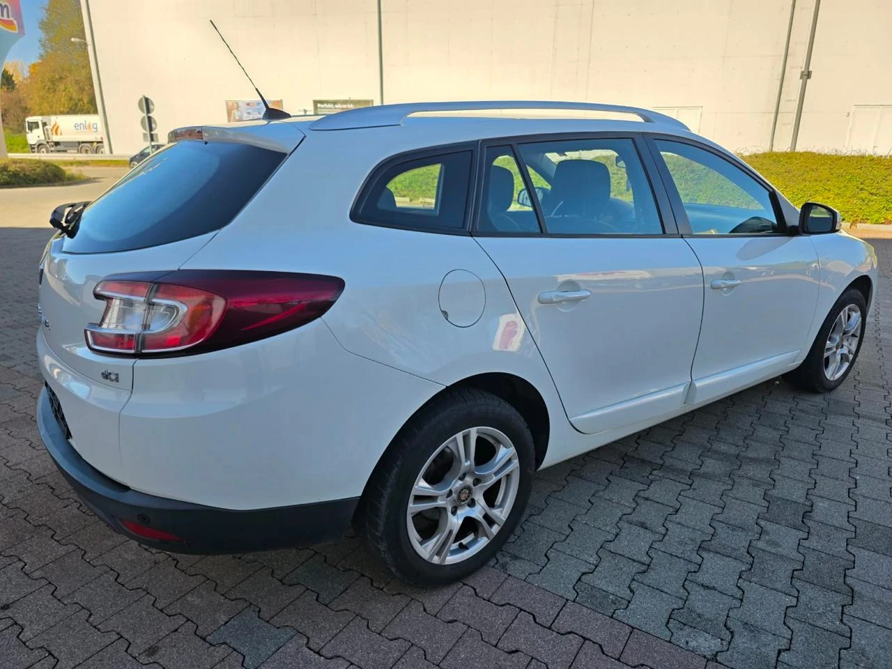 Renault Megane KZ14, снимка 7 - Автомобили и джипове - 56733792