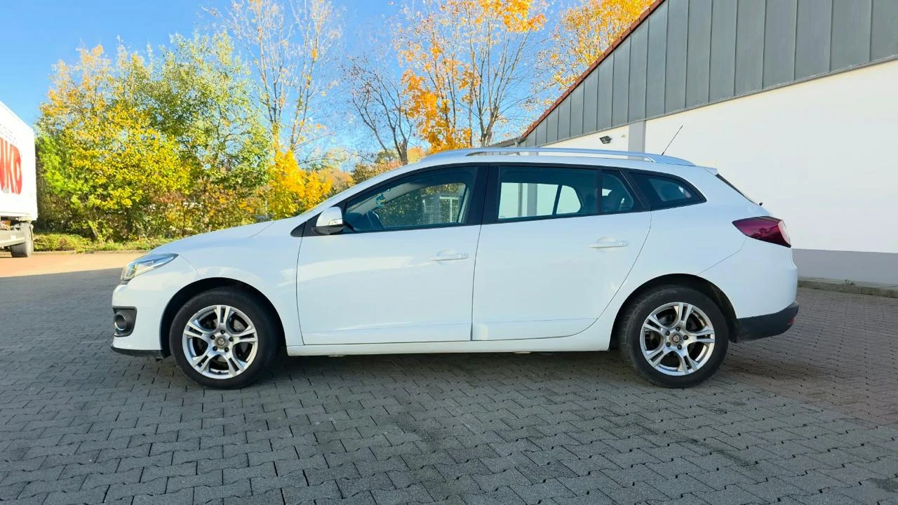 Renault Megane KZ14, снимка 4 - Автомобили и джипове - 56733792