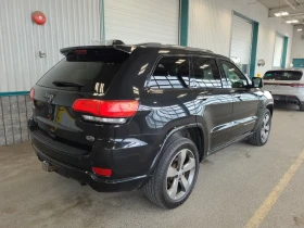 Jeep Grand cherokee 3.0L V6 Diesel* Overland* Чист Carfax, снимка 2