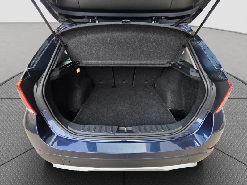 BMW X1 2.0 D X DRIVE / 8ZF, снимка 16 - Автомобили и джипове - 52166958