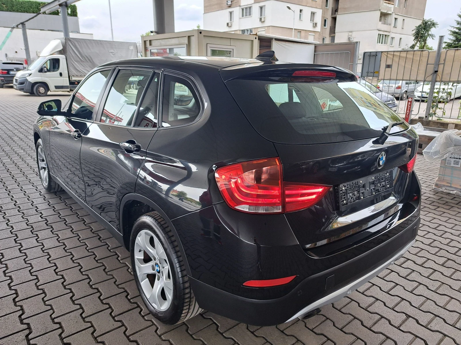 BMW X1 2.0D 143ps.ITALIA - изображение 3