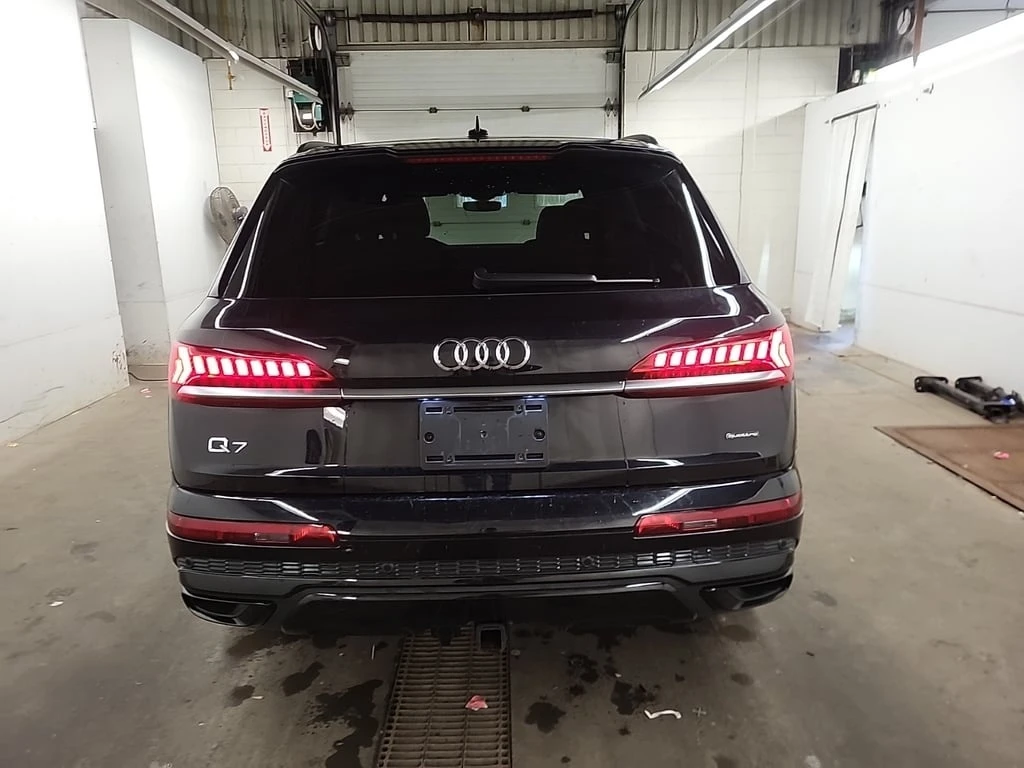 Audi Q7 * PROGRESSIV * CARFAX * ЦЕНА ДО БЪЛГАРИЯ - изображение 5