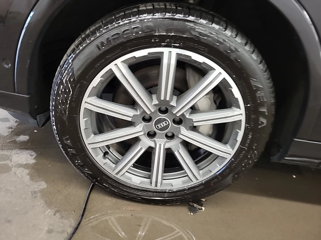 Audi Q7 * PROGRESSIV * CARFAX * ЦЕНА ДО БЪЛГАРИЯ - изображение 8