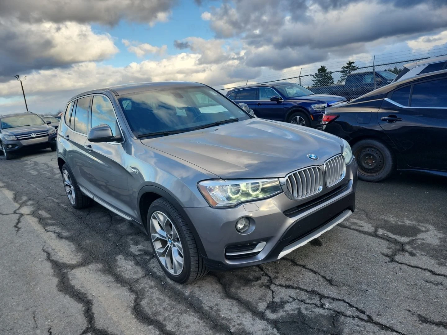BMW X3 2.0L TURBO xDrive28I - изображение 3