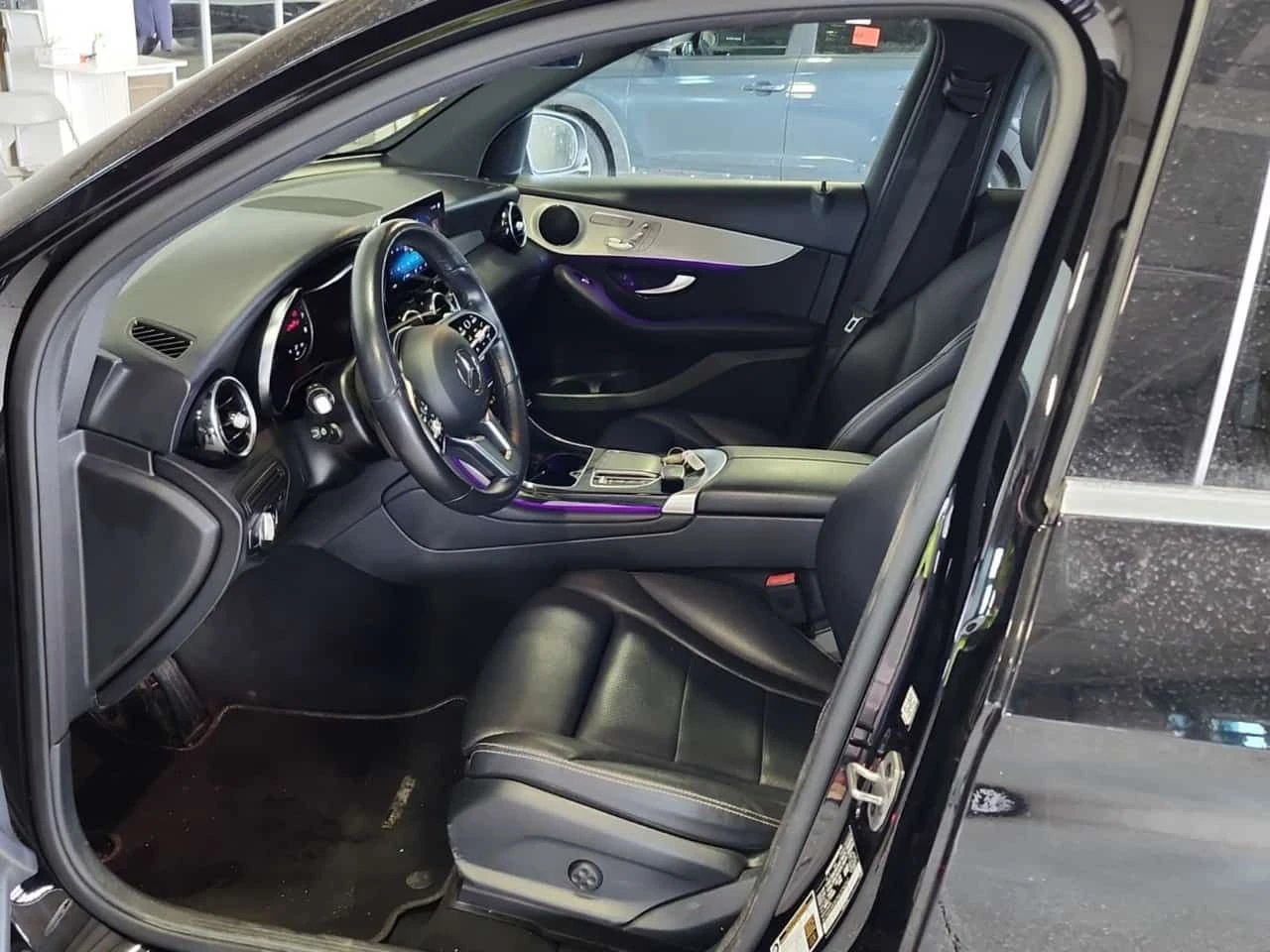 Mercedes-Benz GLC 300 PANO | 360 | KEYLESS | ПОДГРЕВИ | АМБИЕНТ, снимка 5 - Автомобили и джипове - 53928309