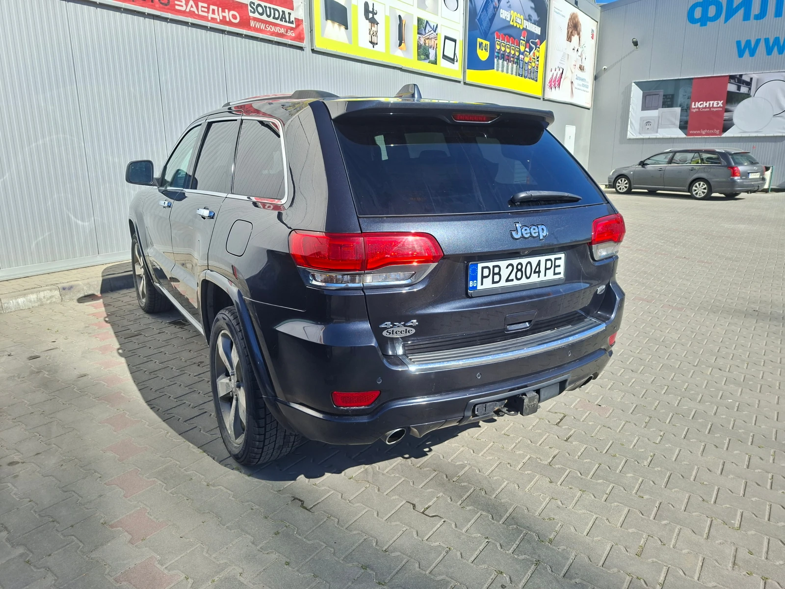 Jeep Grand cherokee Overland, снимка 3 - Автомобили и джипове - 54149855