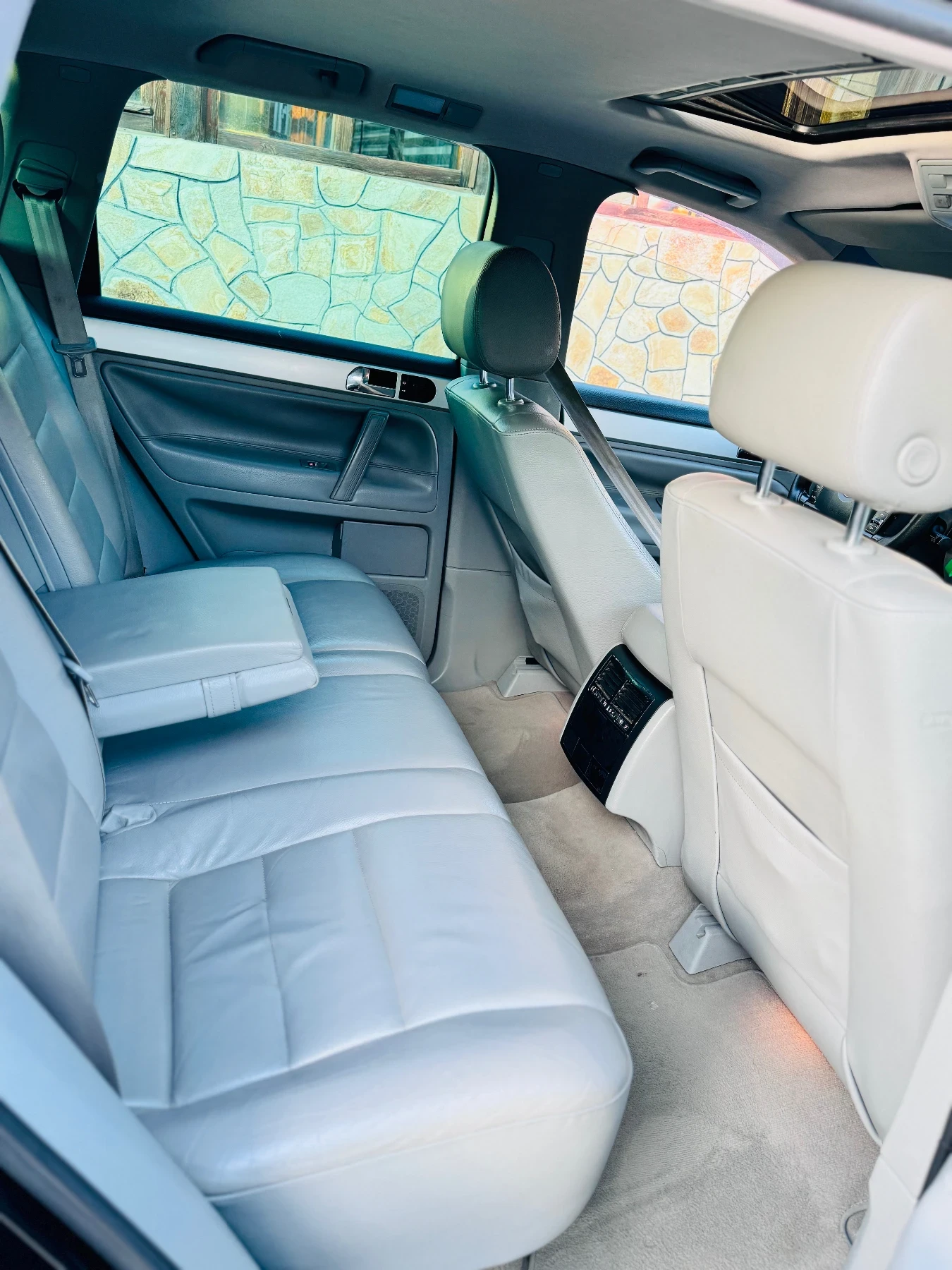 VW Touareg, снимка 7 - Автомобили и джипове - 55149813