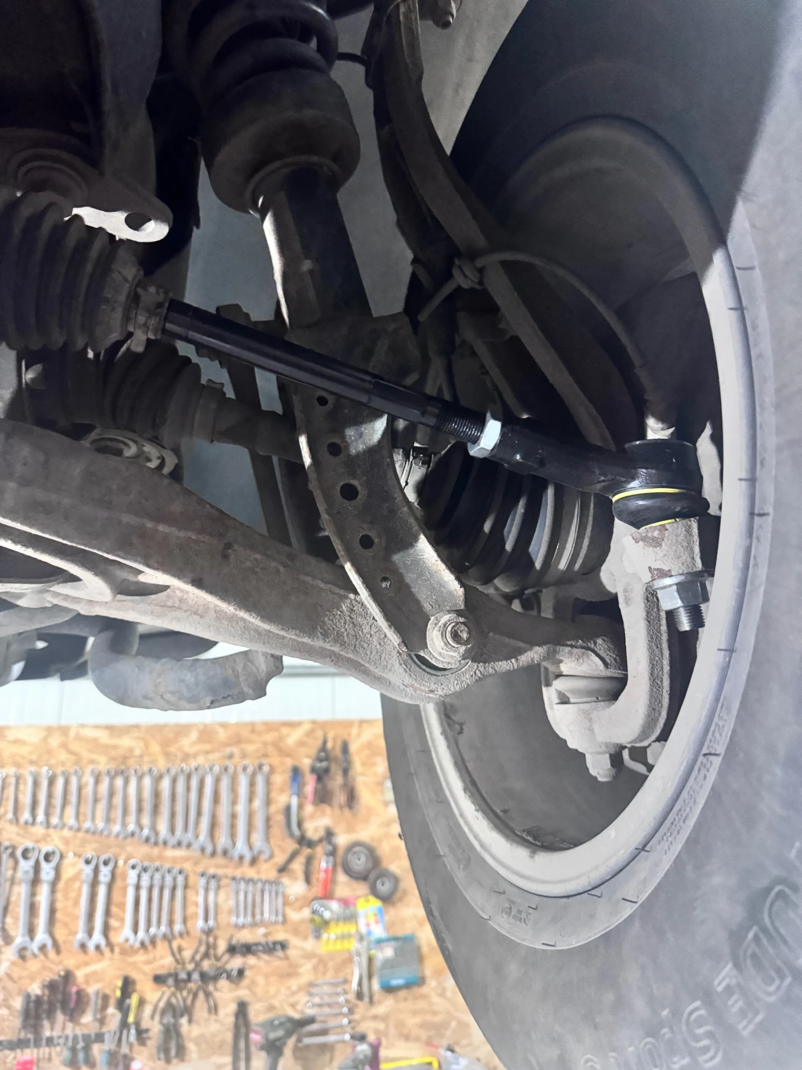VW Touareg, снимка 5 - Автомобили и джипове - 55149813