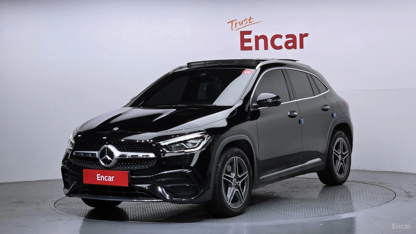 Mercedes-Benz GLA 250 AMG* ПОДГРЕВ* ПАМЕТ* КАМЕРА* ПАНО