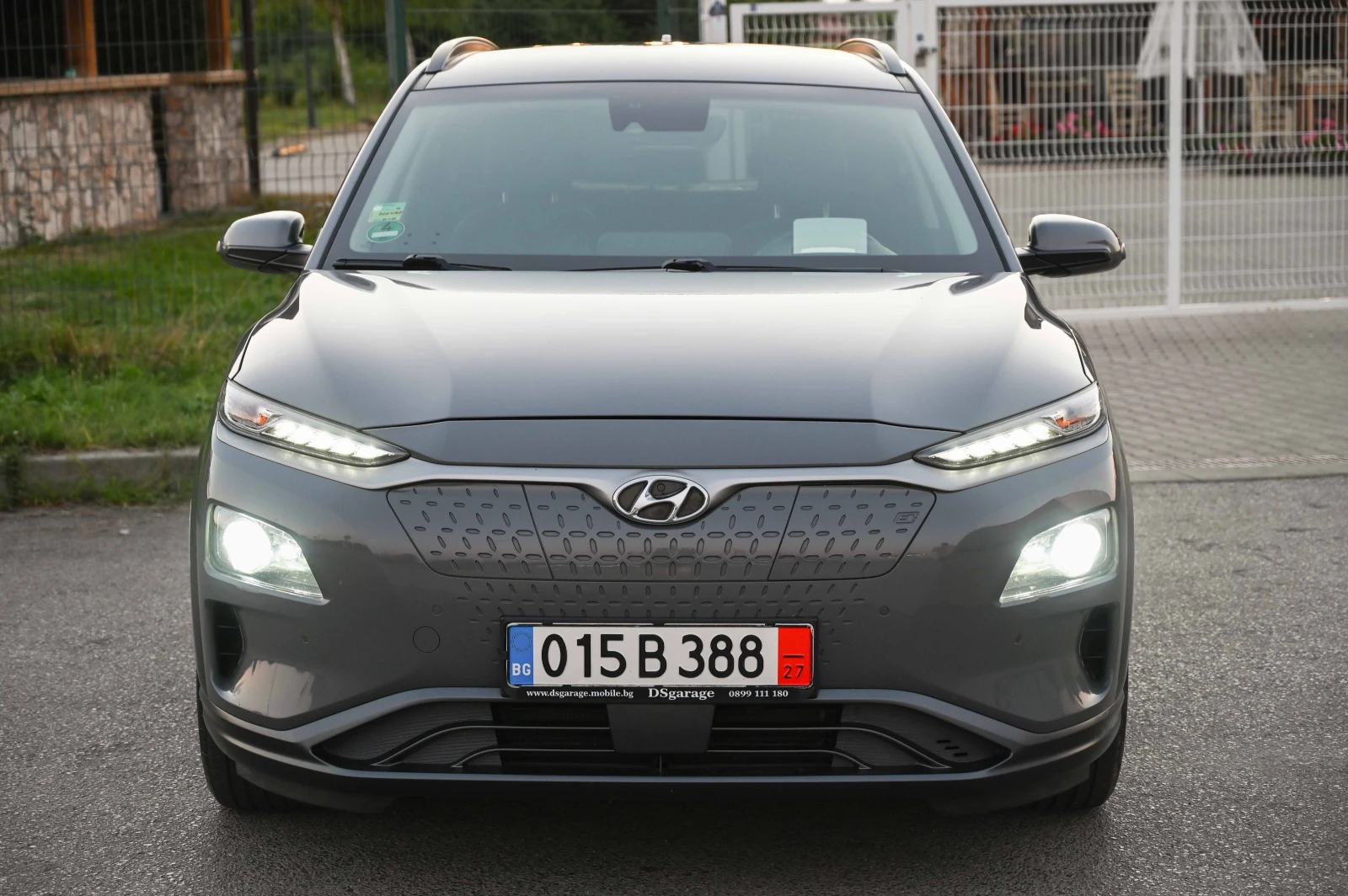 Hyundai Kona 64kw* Камера* 100%SOH* ТЕРМОПОМПА, снимка 4 - Автомобили и джипове - 55624705