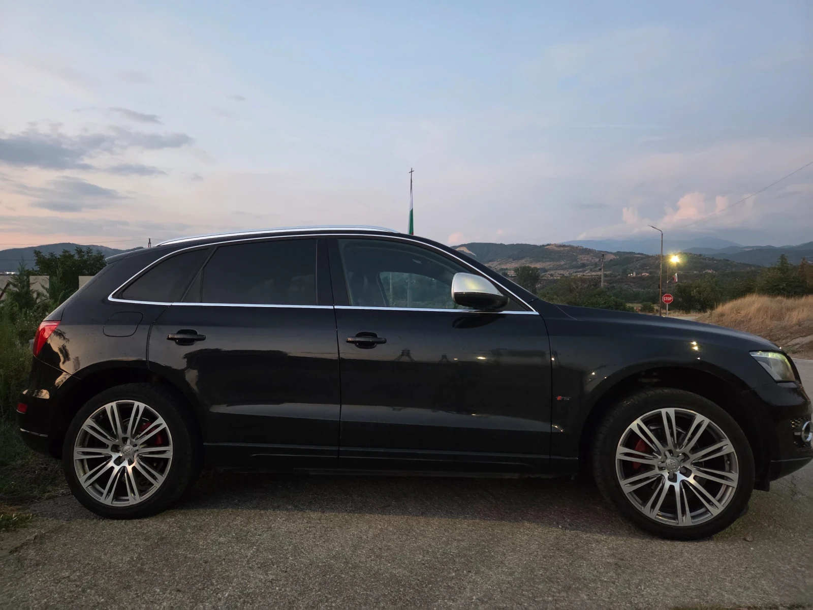 Audi Q5, снимка 2 - Автомобили и джипове - 55665625