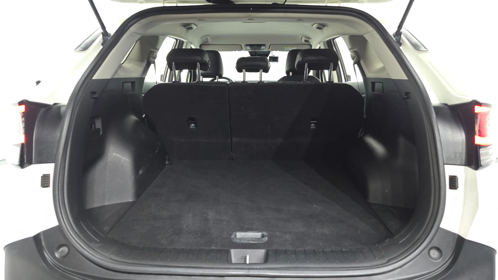 Kia Sportage Drive Wise, 12.3-inch navigationView selection opt, снимка 17 - Автомобили и джипове - 56003999