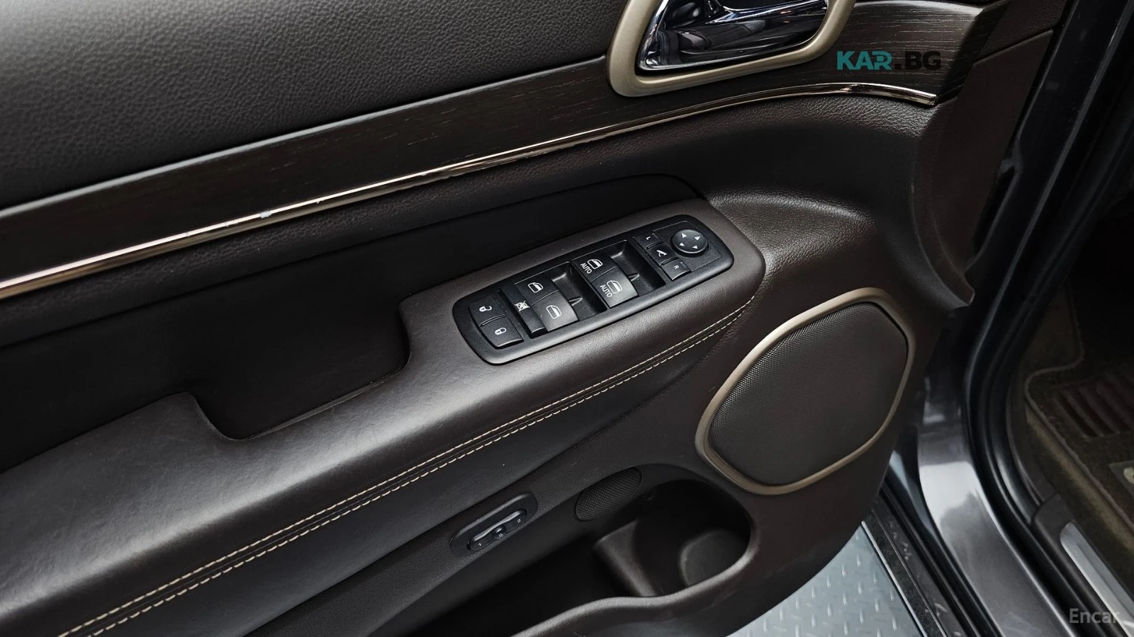 Jeep Grand cherokee SUMMIT* 4X4* 8ZF* DISTRONIC* HARMAN* PANO* �����*  | Mobile.bg � ����������� 12