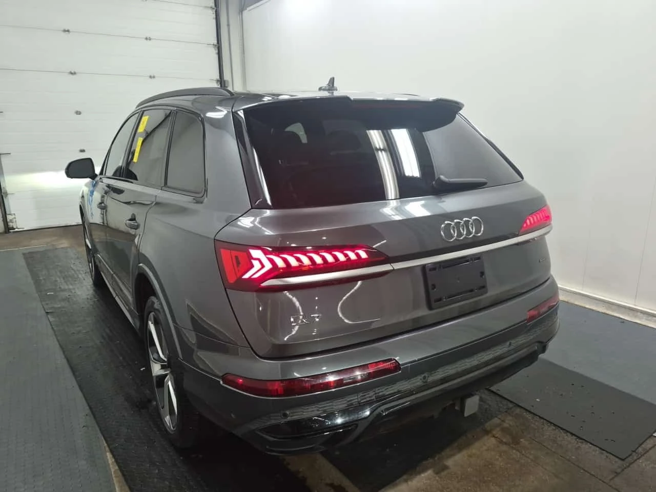 Audi Q7 * 55 Tfsi Quattro Progressiv * CARFAX *  | Mobile.bg � ����������� 6