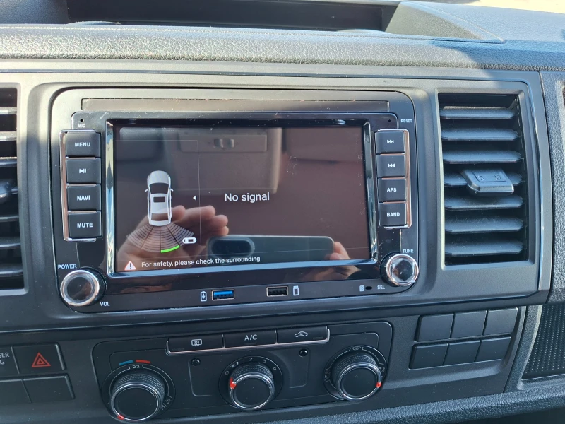 VW Caravelle, снимка 14 - Бусове и автобуси - 51278888