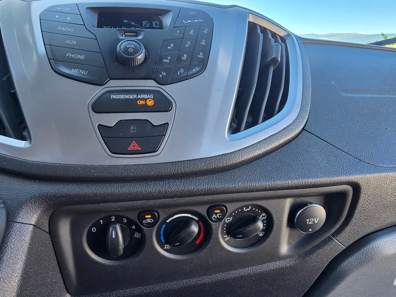 Ford Transit 9-Места !! Климатик !!, снимка 11 - Бусове и автобуси - 52322563