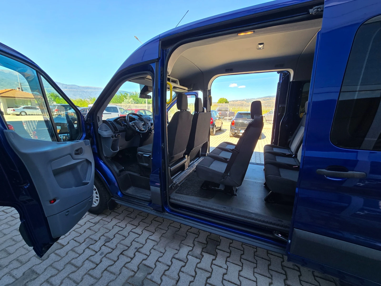 Ford Transit 9-Места !! Климатик !! - изображение 7