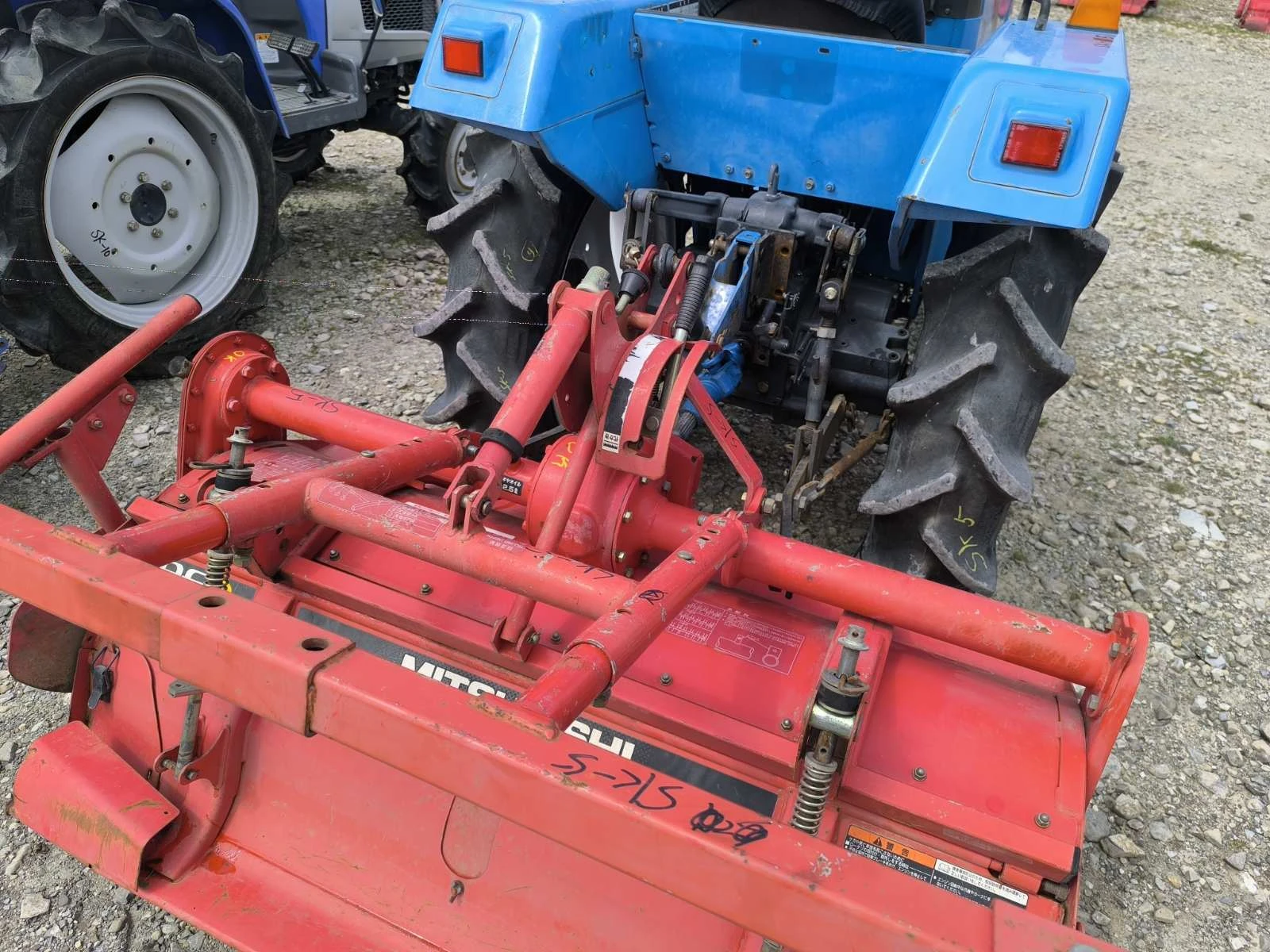 Трактор Mitsubishi Саки агро Сливен, снимка 6 - Селскостопанска техника - 54179529