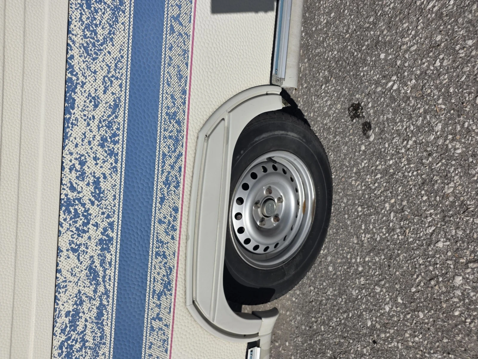 �������� Adria ����� 462 ��������� | Mobile.bg � ����������� 6