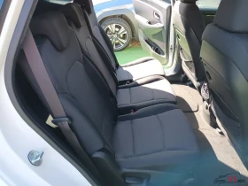 Kia Carens 7 места/Автомат, снимка 17