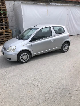 Toyota Yaris 1.3 VVT-i, снимка 3