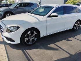 Mercedes-Benz E 220  4 MATIC / FACELIFT 2019г. / ПОДГРЕВ / КАМЕРА, снимка 1