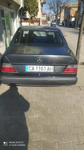 Mercedes-Benz E 200, снимка 2