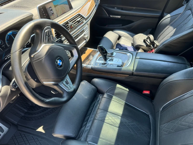 BMW 750 XDRIVE N63B44TU3, снимка 14 - Автомобили и джипове - 47068902