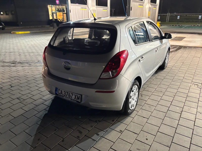 Hyundai I20 1.25, снимка 6 - Автомобили и джипове - 48196406